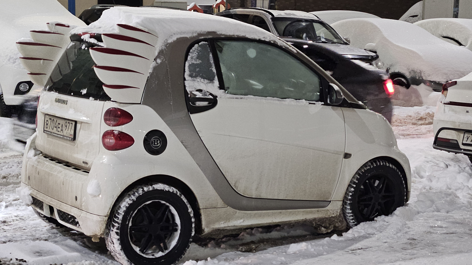 Smart fortwo (2G) 1.0 бензиновый 2013 | Jeremy Scott на DRIVE2