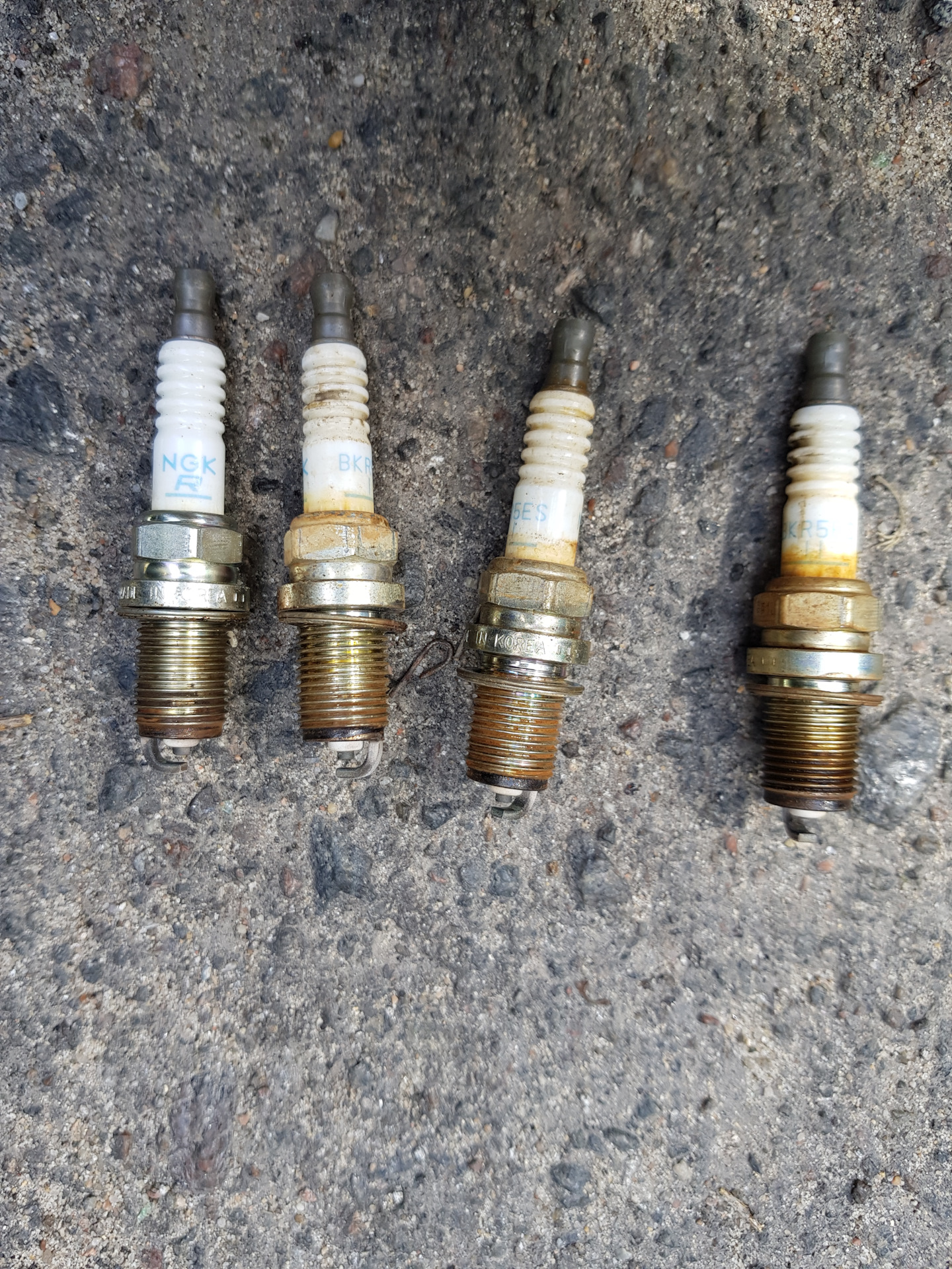 Нагар на свече — Hyundai Accent (3G), 1,4 л, 2007 года | наблюдение ...