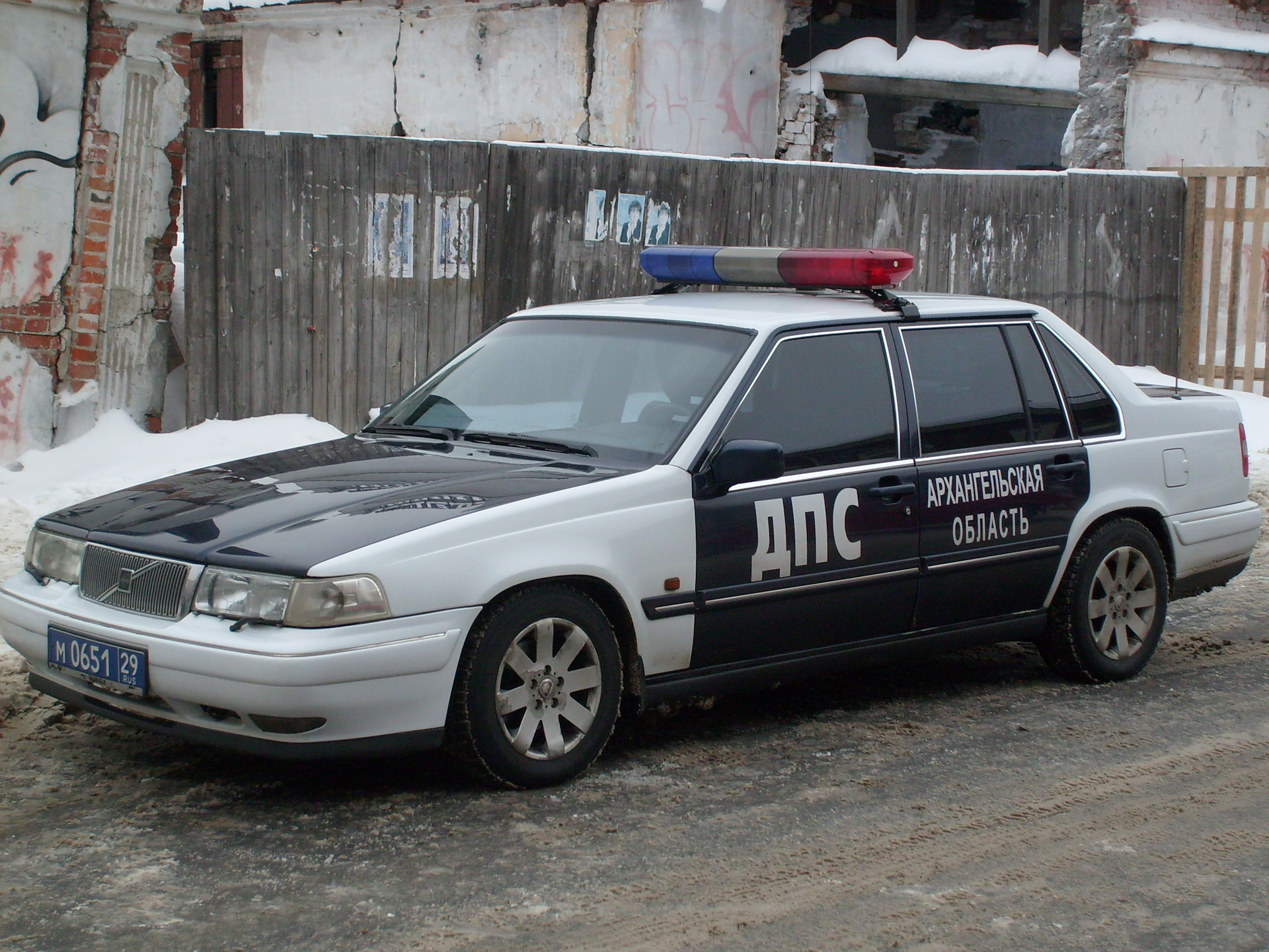 Volvo 260 милиция