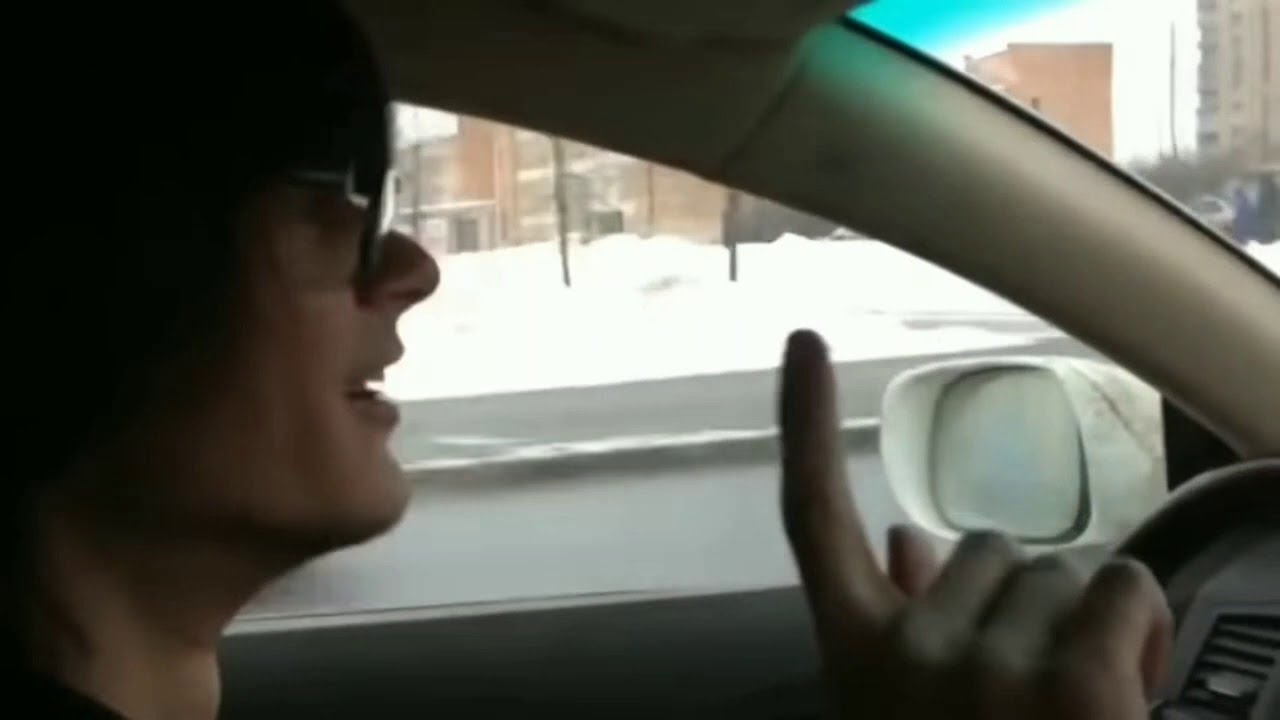 Шамаич коробку в спорт. Сережа шамаич. Серж шамаич. Шамаич душит. Шамаич душит коробку.