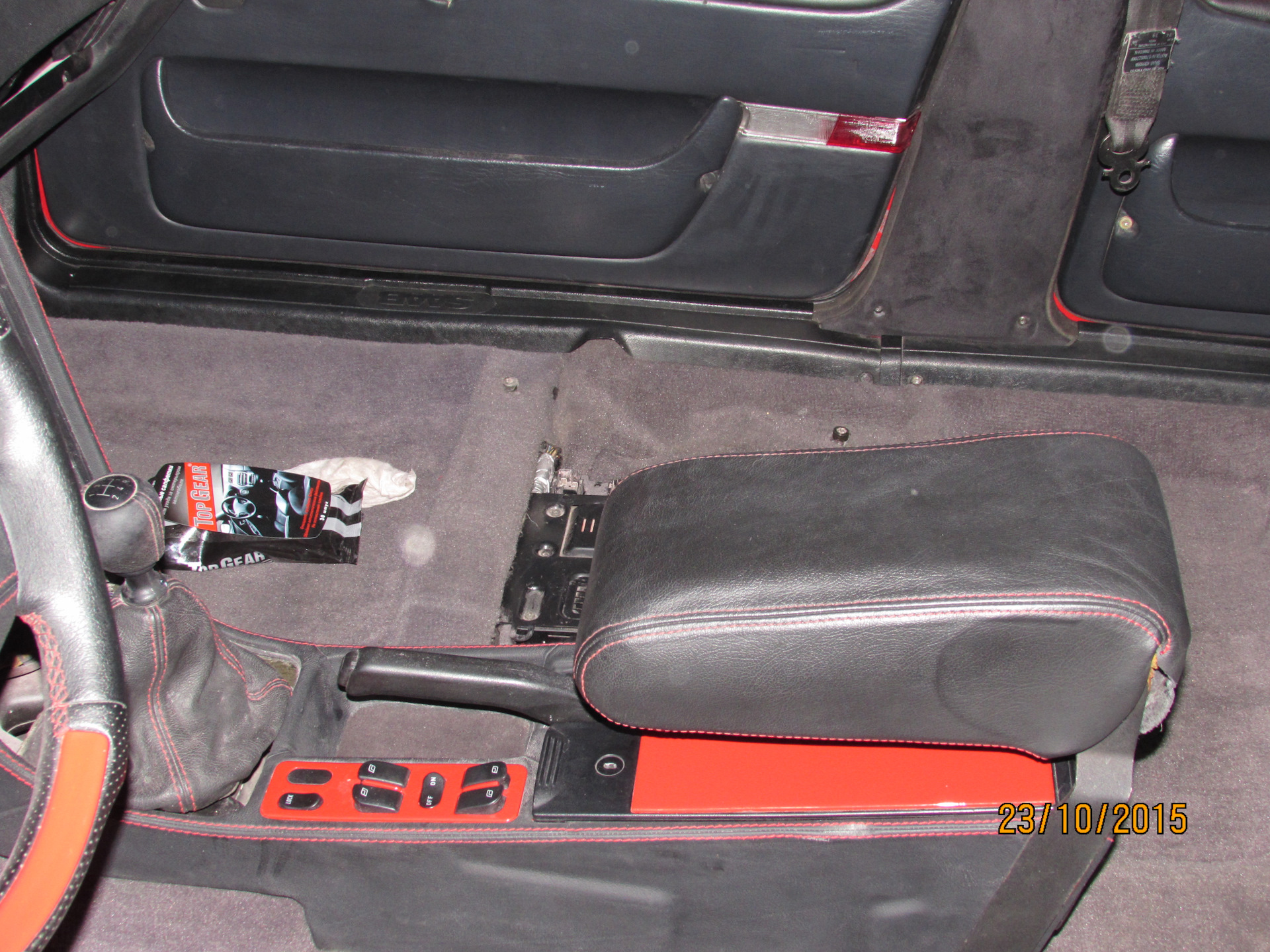 Пришиваем торпеду кожей — до самого конца? — Saab 9000, 2,3 л, 1996 ...