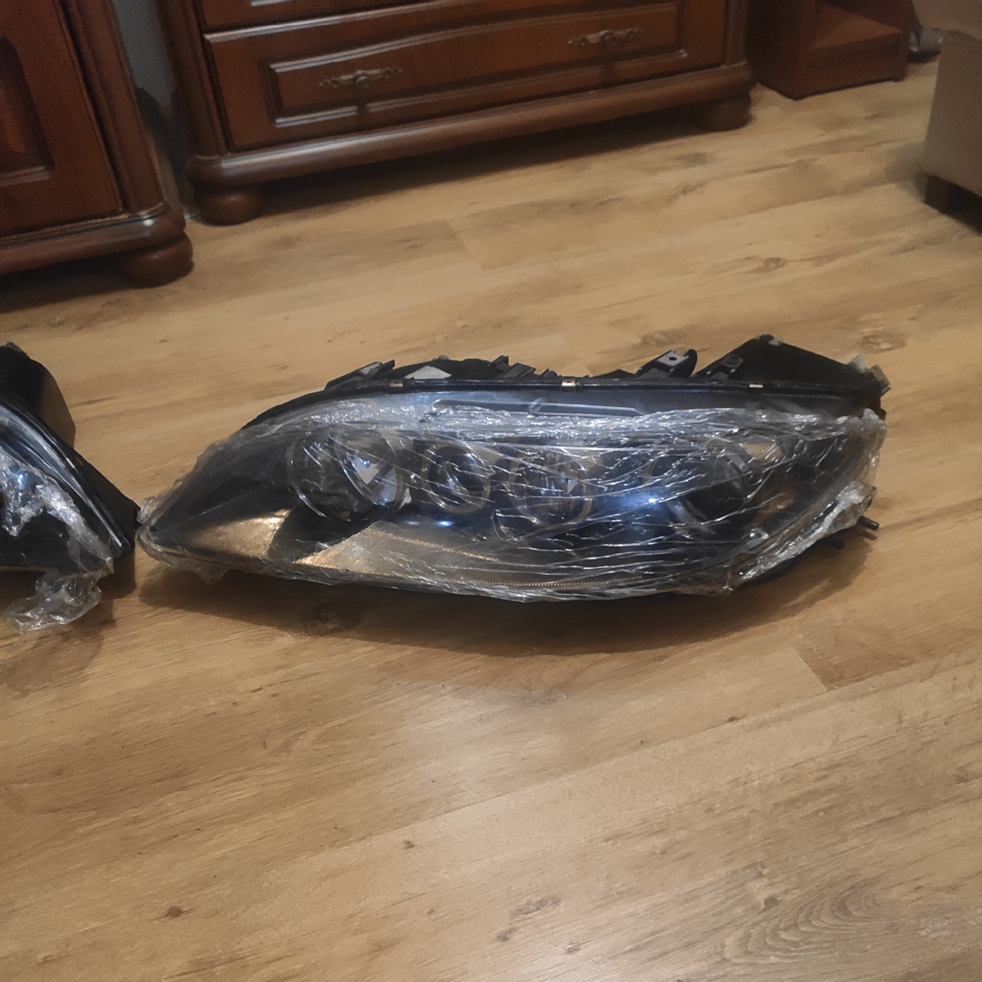 Мазда 6 GG поменял стекла на фарах — Mazda 6 (1G) GG, 2 л, 2007 года ...