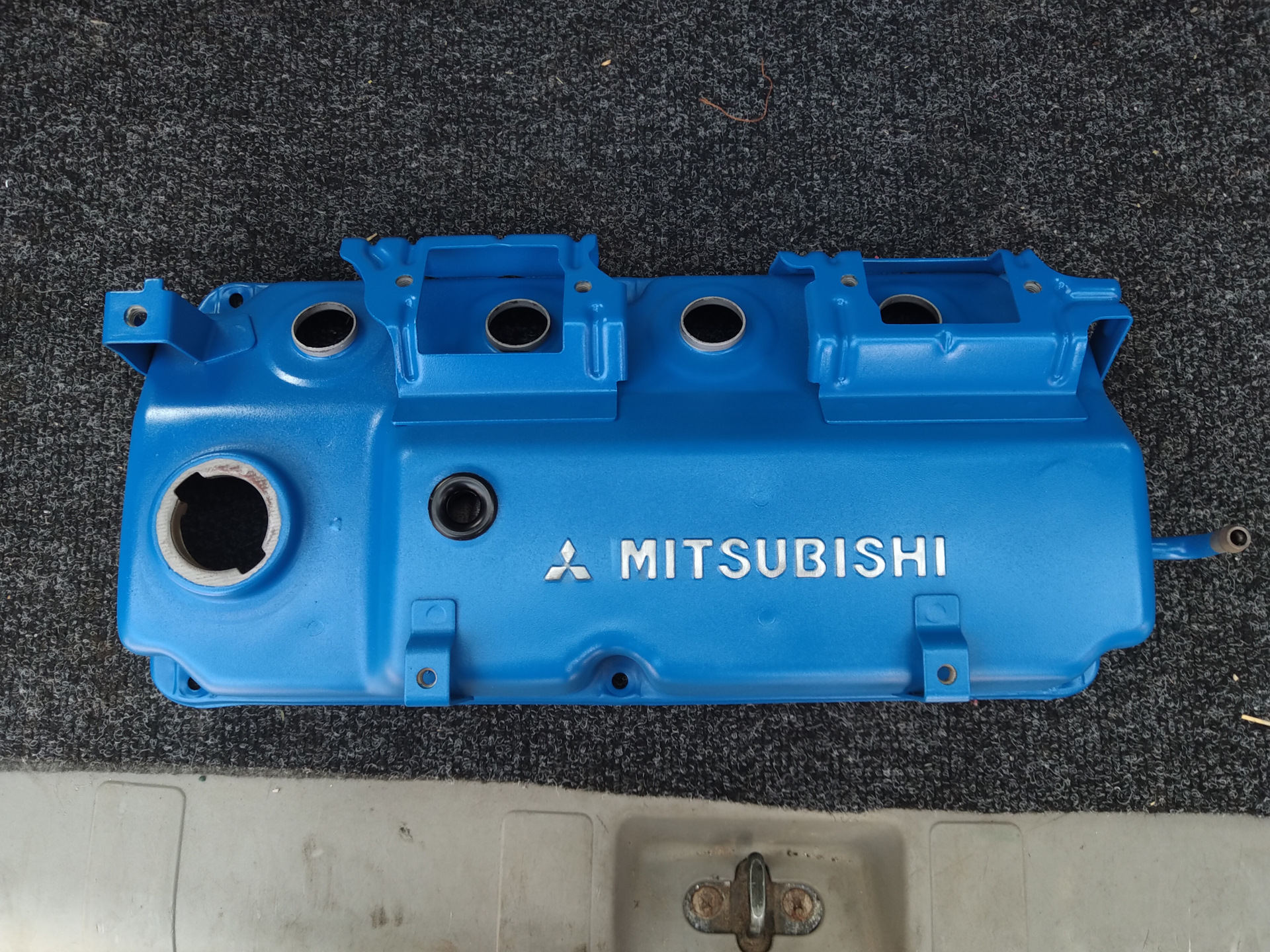 6. Крышка клапанная 4g18. Крышка клапанная 4g18. Клапанная крышка мицубиси лансер 1. Крышка клапанов 4 g 64 s4 m.