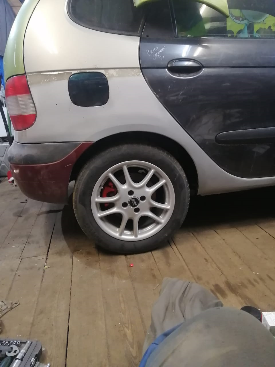 Торсион задней балки — Renault Scenic I, 1,6 л, 2000 года | своими ...