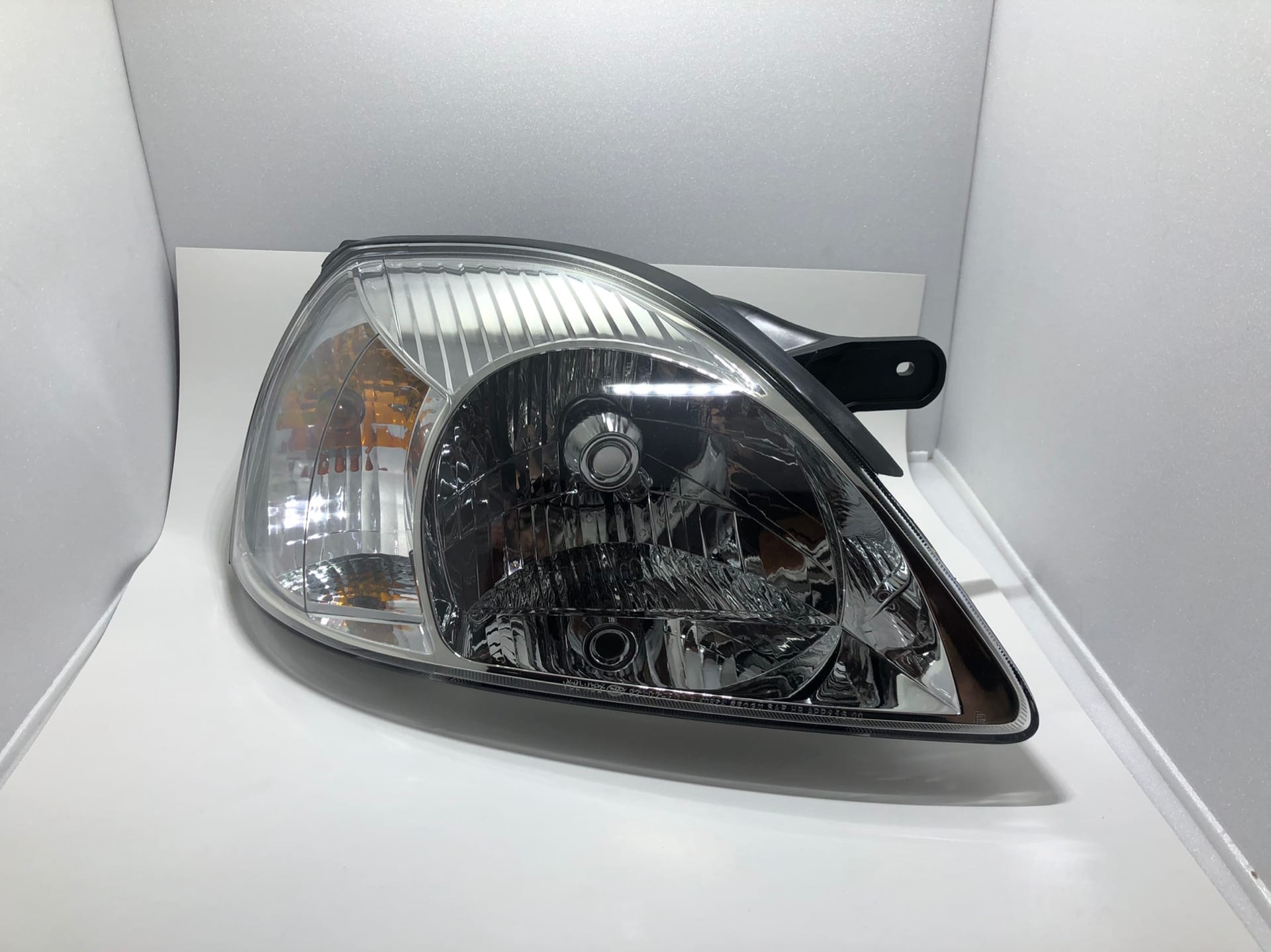 Улучшение света фар на Kia Rio (линзы) лампы Led F3 — KIA Rio (4G), 1,6 ...
