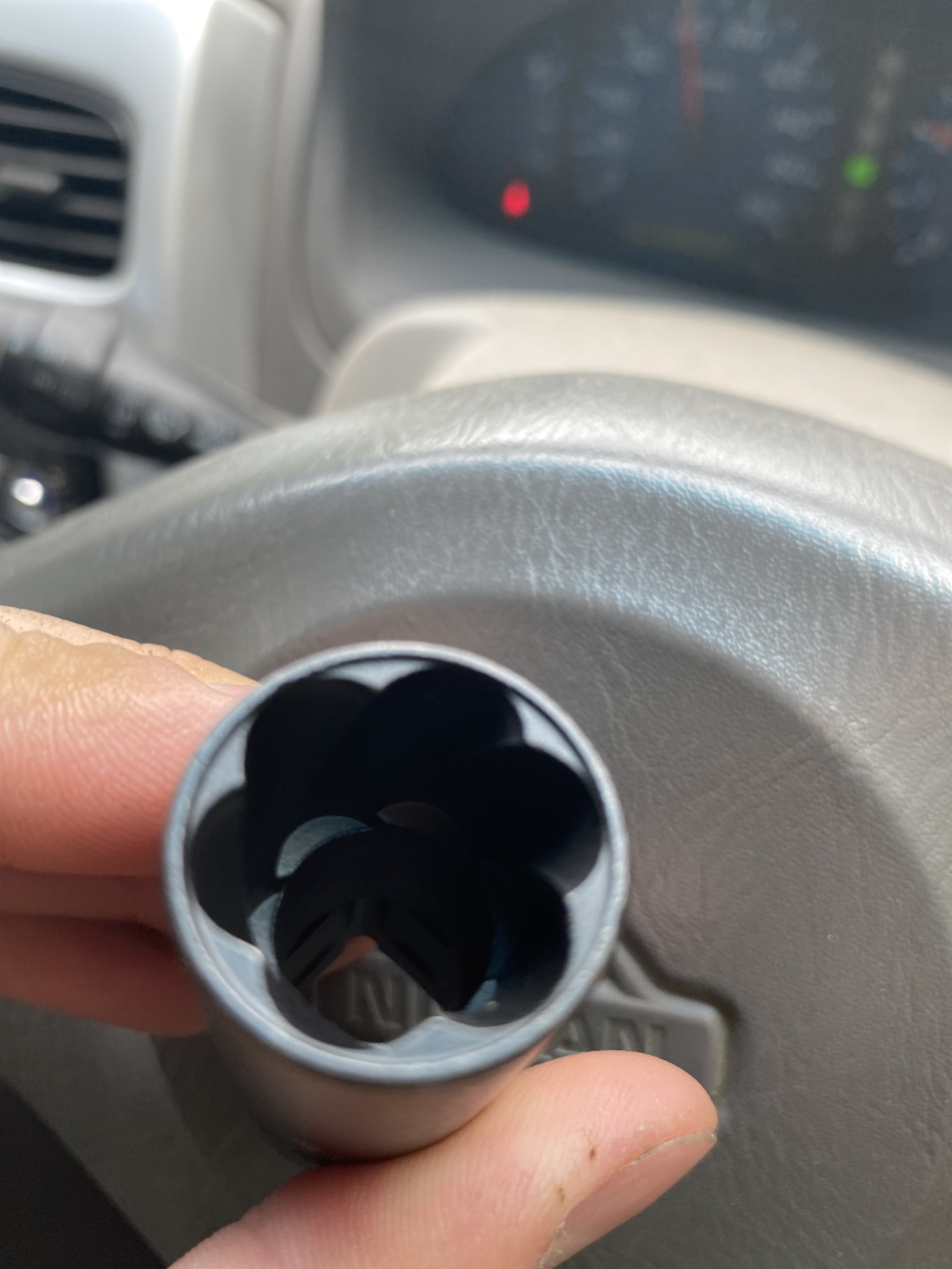 Слизало колесный болт — BMW X5 (E70), 3 л, 2007 года | поломка | DRIVE2