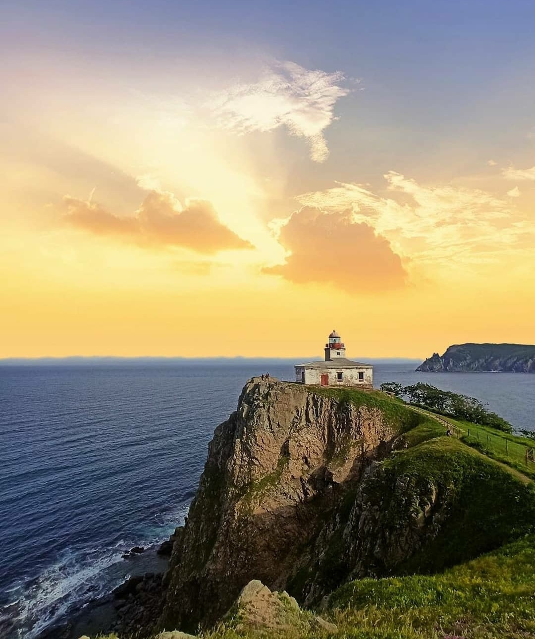 Маяк балюзек приморский край. Маяк балюзек приморский край. Маяк балюзек приморский край. Маяк на мысе балюзек. Маяк на мысе балюзек.