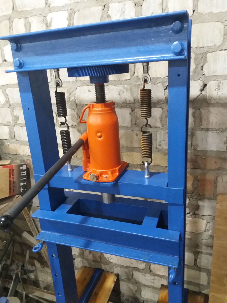 Пресс из домкрата — Сообщество «Кулибин Club» на DRIVE2