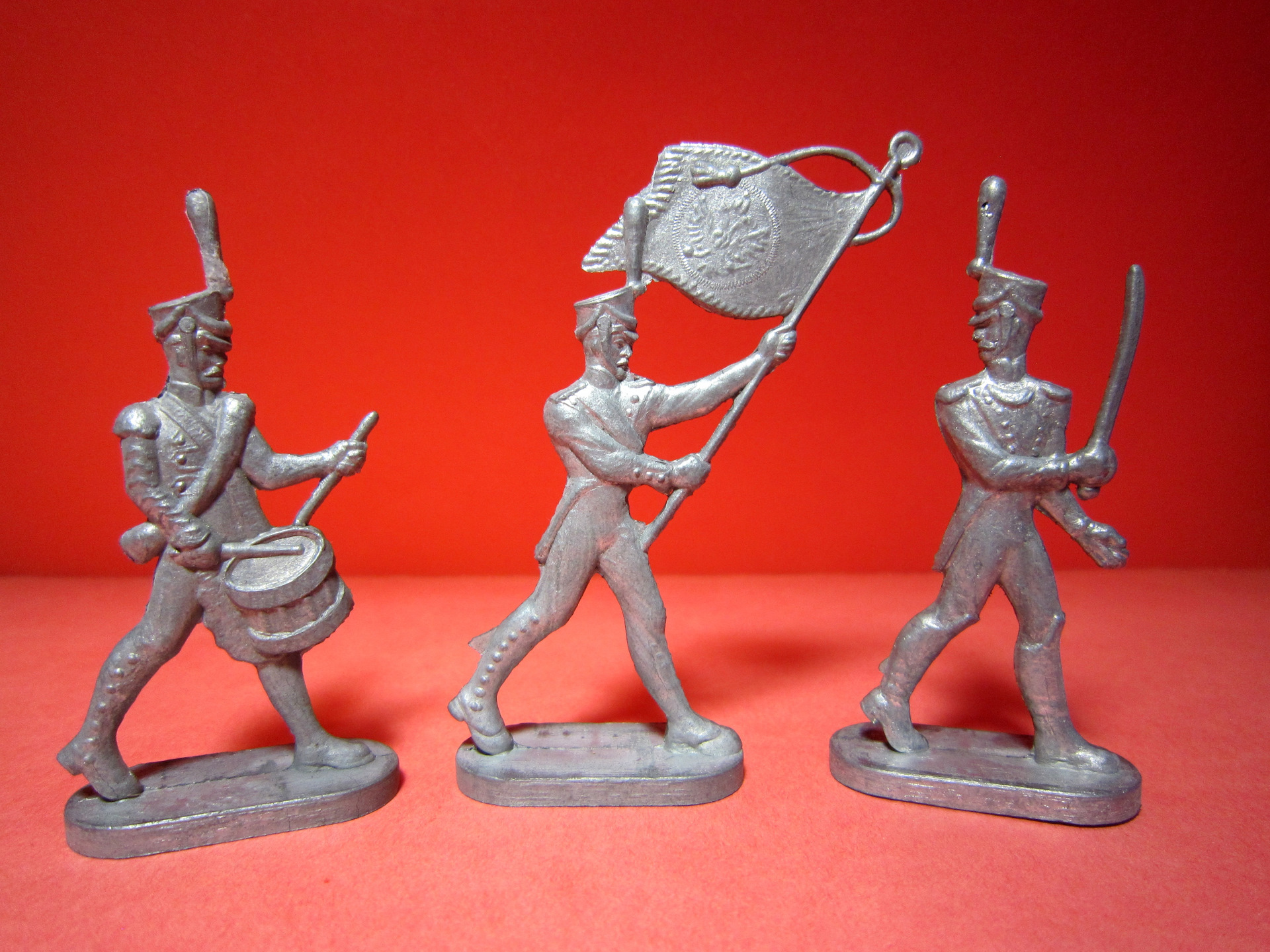 Какие есть солдатики. Солдатики 1812 Бородино оловянные. Солдатики "армия 1812 года". Астрецовская фабрика металлических игрушек солдатики. Солдатики набор 1812 год СССР.