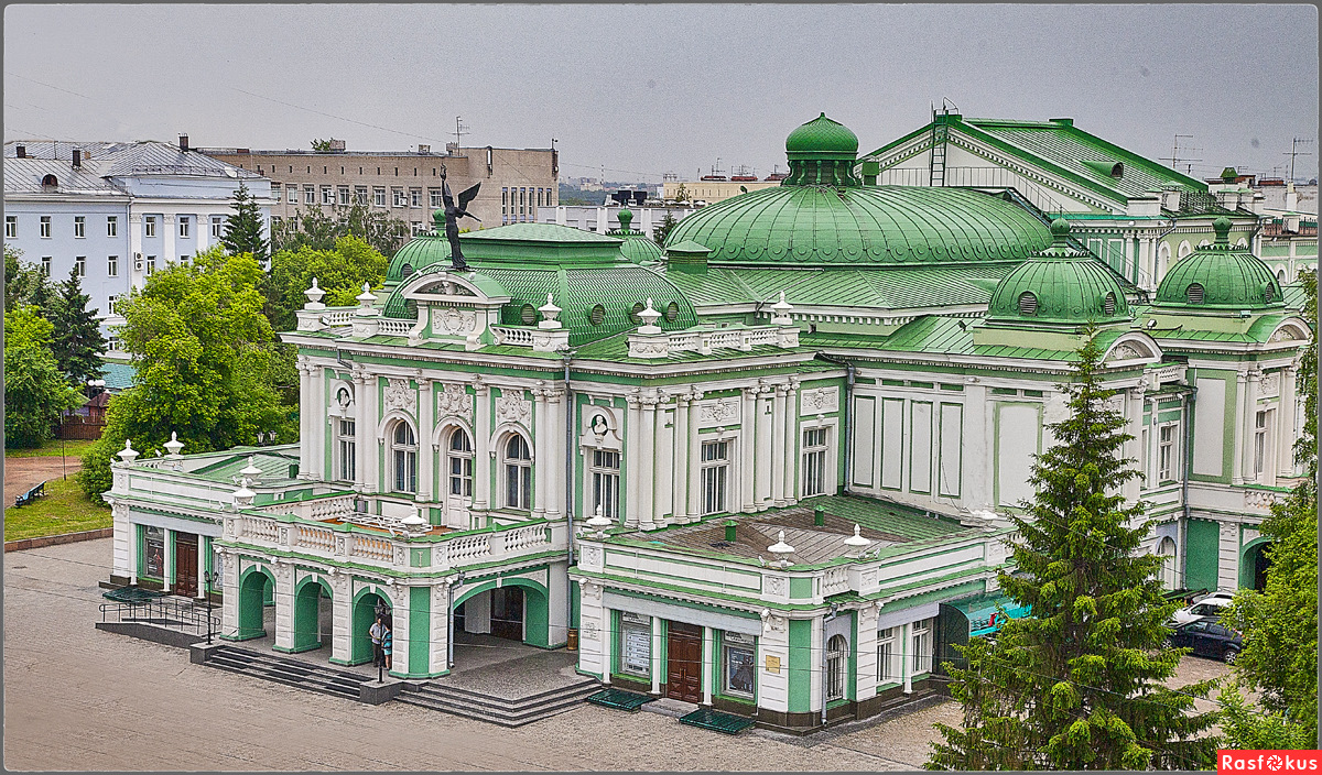 Драматический театр в омске