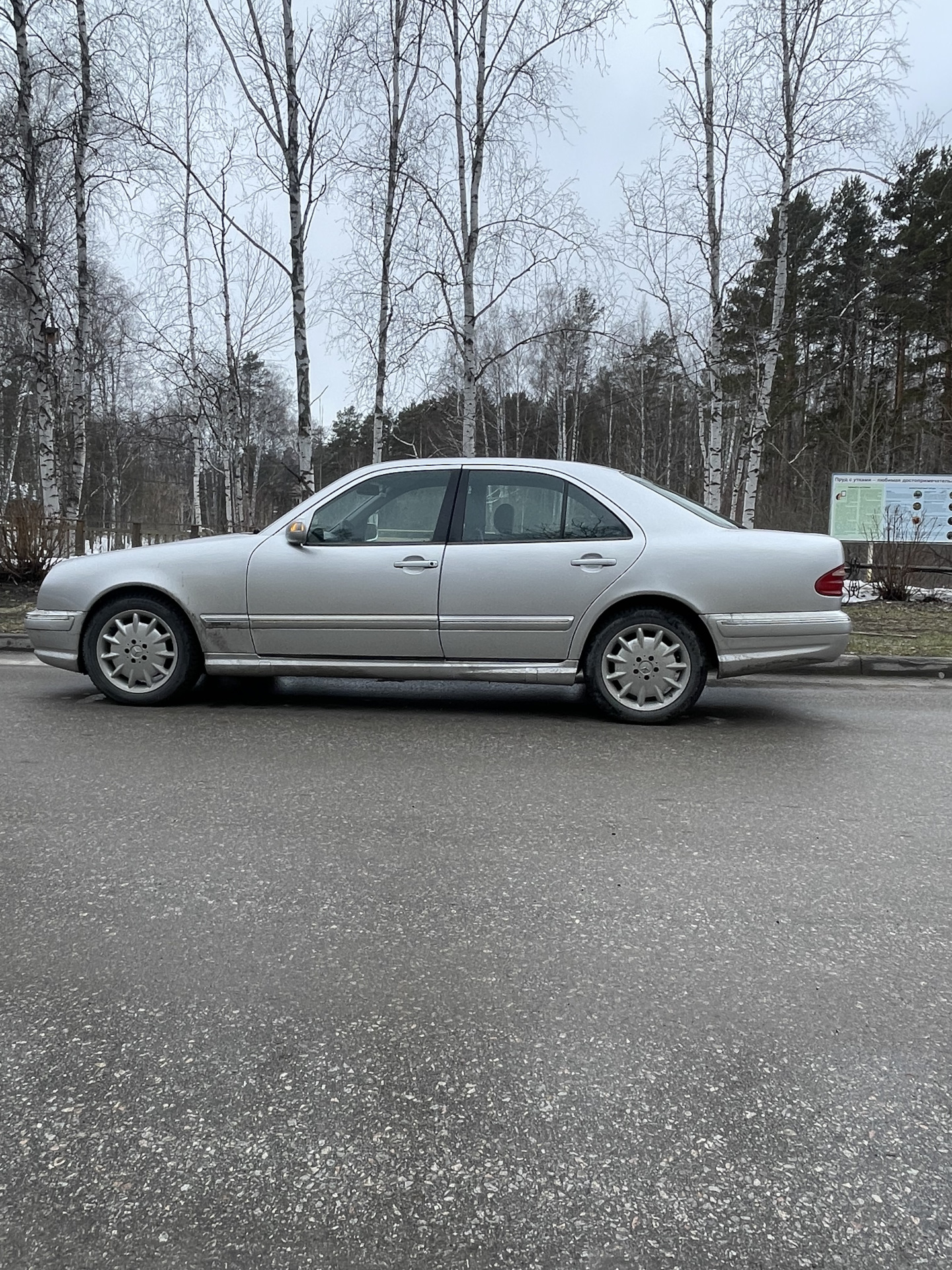 Лето, солнце, жара — Mercedes-Benz E-class (W210), 3,2 л, 2001 года |  колёсные диски | DRIVE2