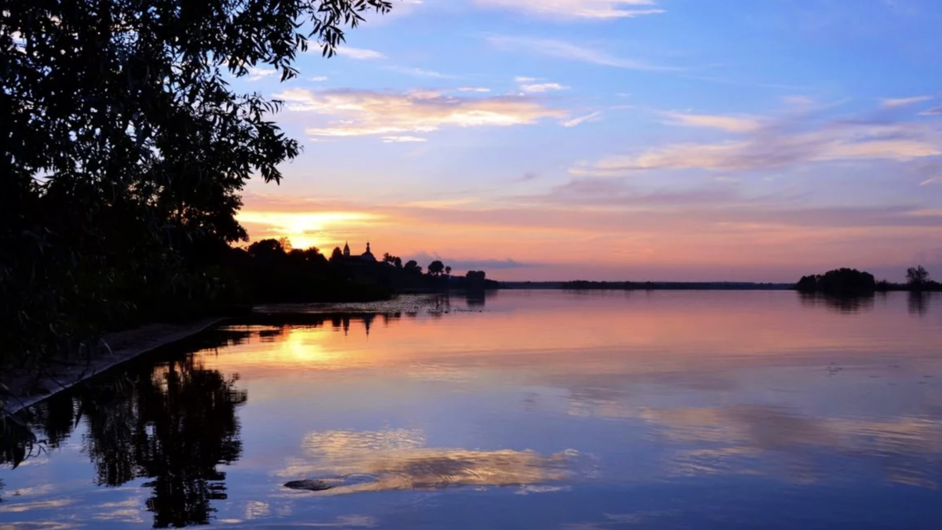 The volga. Волга река. Реки России Волга. Волга река Волга река. Красивая река Волга.