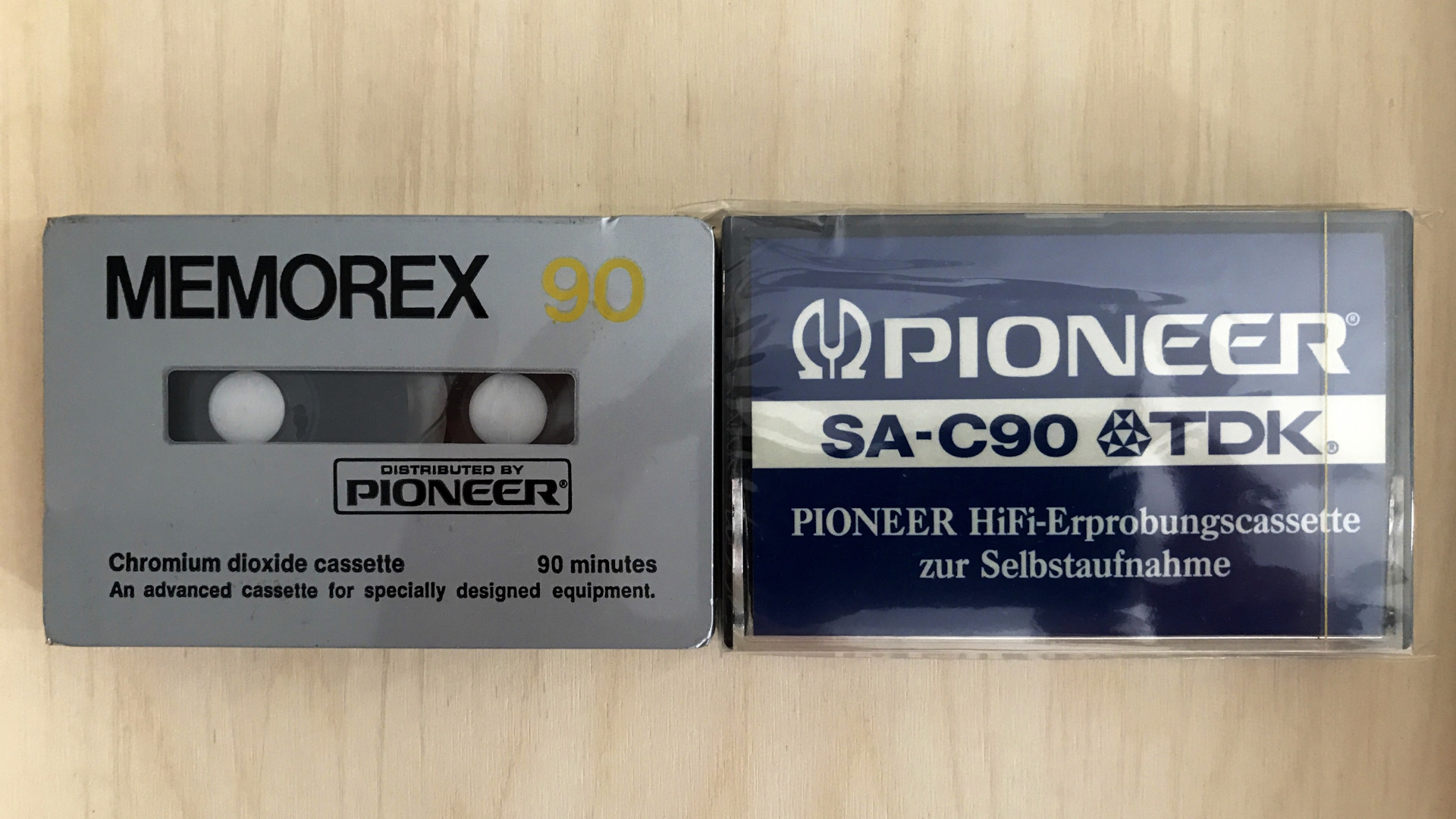 C 90. Memorex кассеты. Memorex cire 2 кассета. Аудиокассеты Memorex. Вкладыши на аудиокассеты Pioneer.