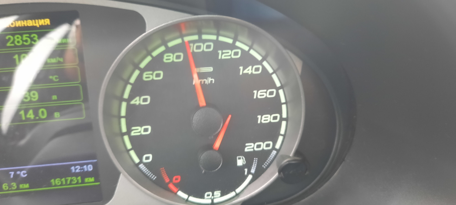 Датчик уровня топлива — Lada Приора седан, 1,6 л, 2011 года ...
