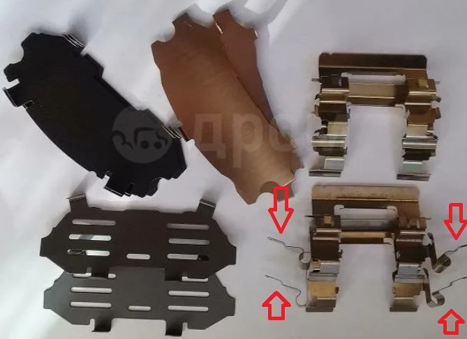 Противоскрипные пластина ниссан террано. Nissan d1080ja00a пластины тормозных колодок к-т 8шт. Пластины для передних тормозных колодок. Пружины передних тормозных колодок ларгус 16 кл. Пластины для передних тормозных колодок.