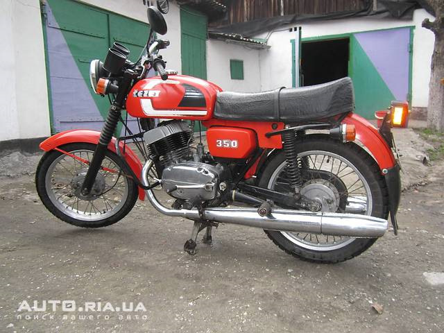 новороссийск полевая 2а. 1001 мото новороссийск. автомобиль и мотоцикл на перекрестке. хонда магна 750 первое поколение. хонда x4.