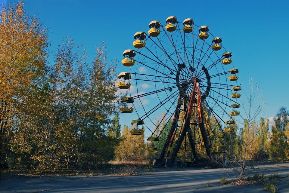 Припять колесо обозрения фото