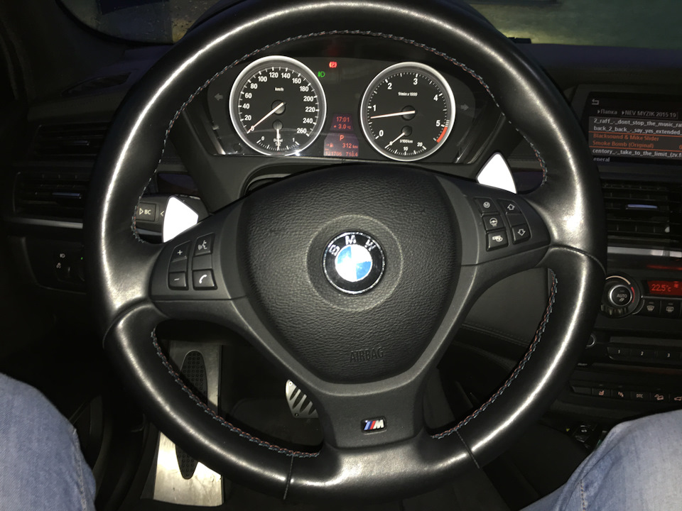 Прикупил Спортивное рулевое колесо- рули 17.09.17 поставил — BMW X5 ...