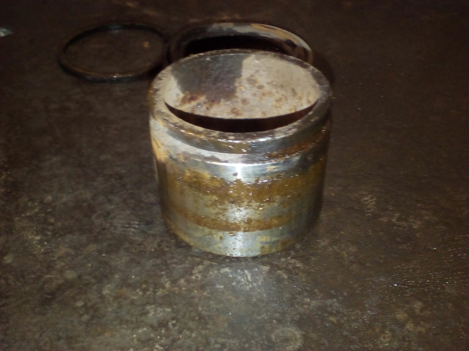 Подклинивает передний правый тормозной суппорт — Mazda 6 (1G) GG, 1,8 л ...