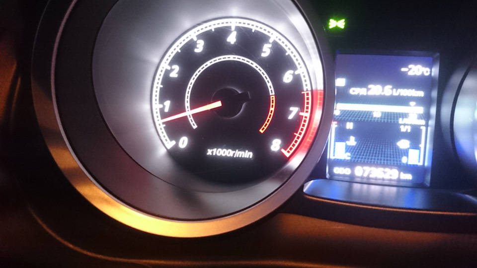 Всем привет.Подскажите почему так низко падают обороты при запуске?на ...