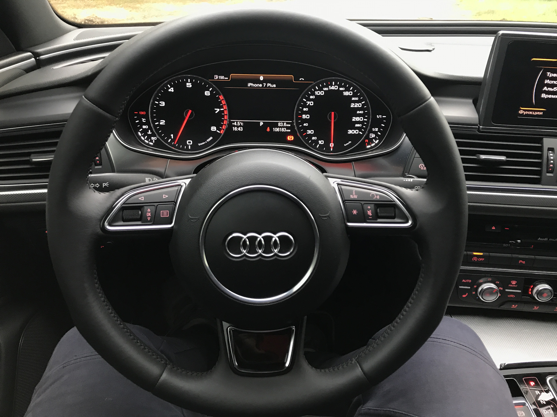 Audi a6 2012 руль