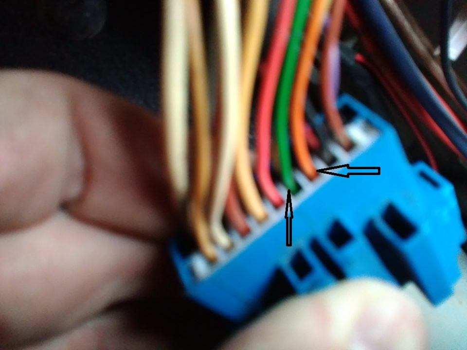 Подключение датчика наружной температуры — Renault Symbol, 1,4 л, 2002 ...