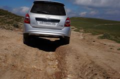 Кровать в универсал авто. Смотреть фото Кровать в универсал авто. Смотреть картинку Кровать в универсал авто. Картинка про Кровать в универсал авто. Фото Кровать в универсал авто
