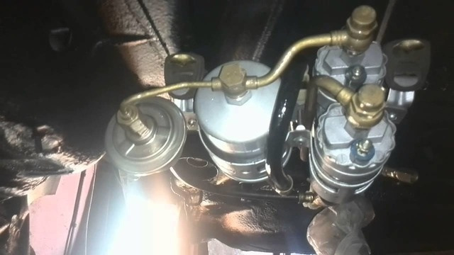 Mercedes w124 250d как поменять топливный фильтр Чистка топливного фильтра. - Mercedes-Benz E-class (W124), 3 л, 1986 года своими