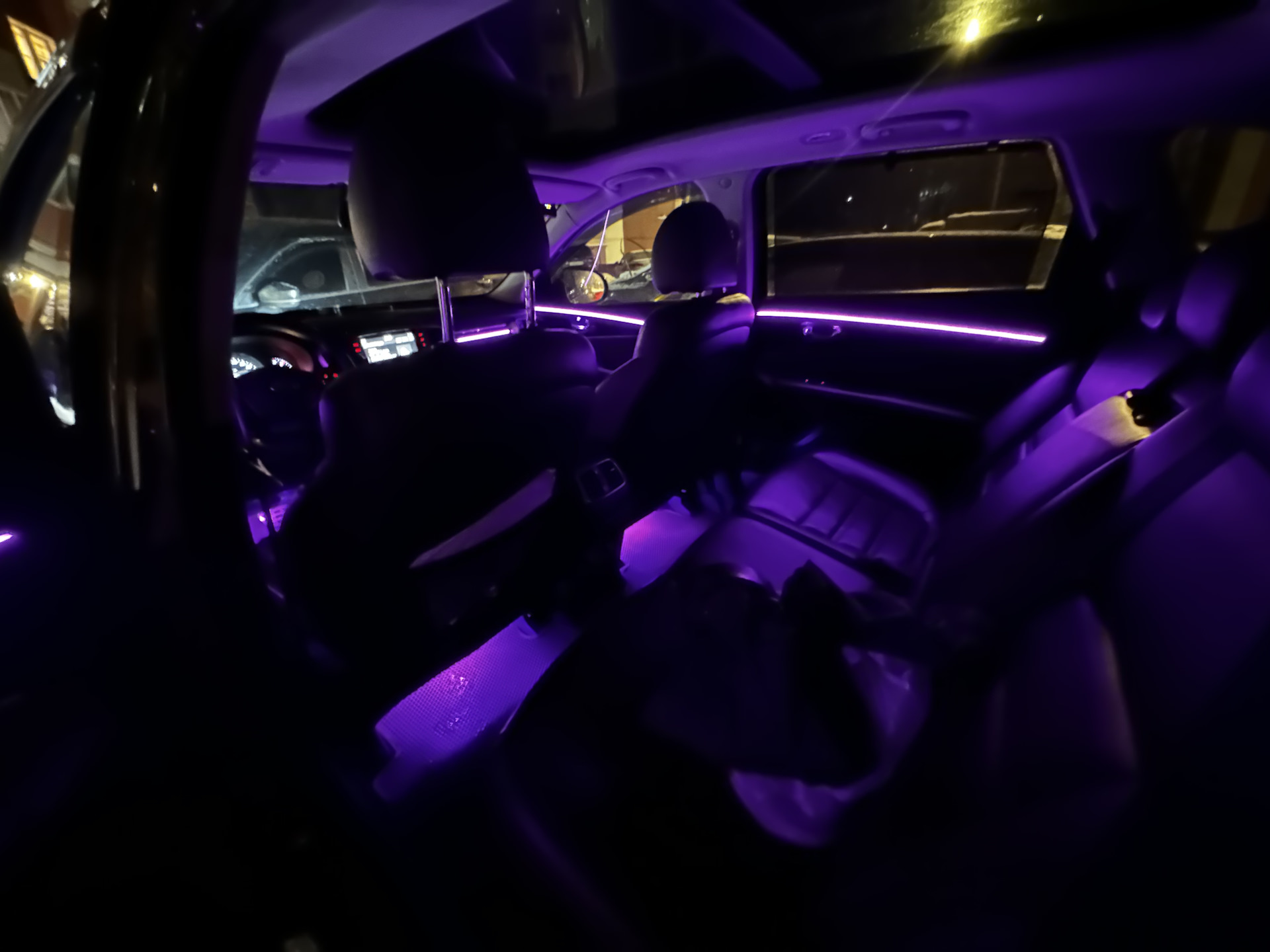 Динамическая фоновая подсветка салона. Мысли вслух — KIA Sorento (3G ...