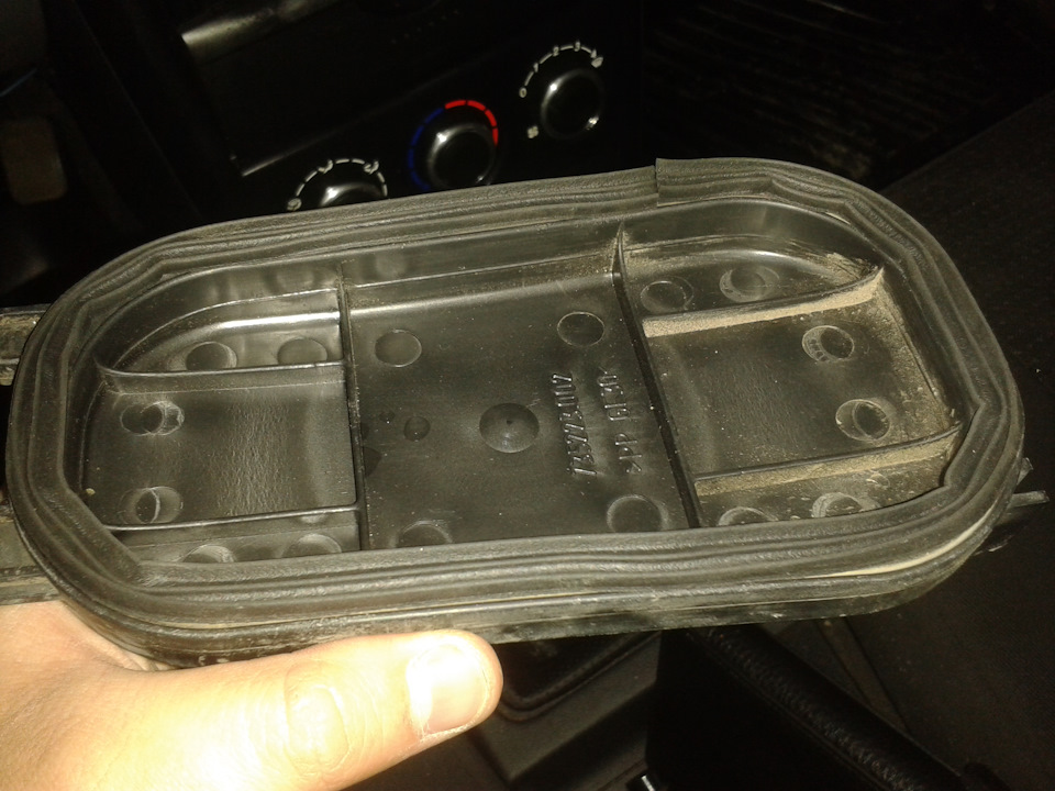 Потеет фара — Lada Приора хэтчбек, 1,6 л, 2014 года | своими руками ...