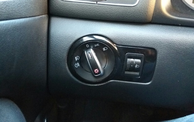 Новый переключатель света с хромом — Skoda Octavia A4 Mk1, 1,8 л, 2006 ...