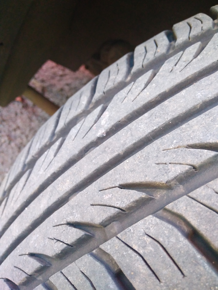 Шина кама breeze 132. Кама Breeze 185/65 r14. Кама Бриз драйв 2. Кама 2260 - 1. Кама евро лысая резина.