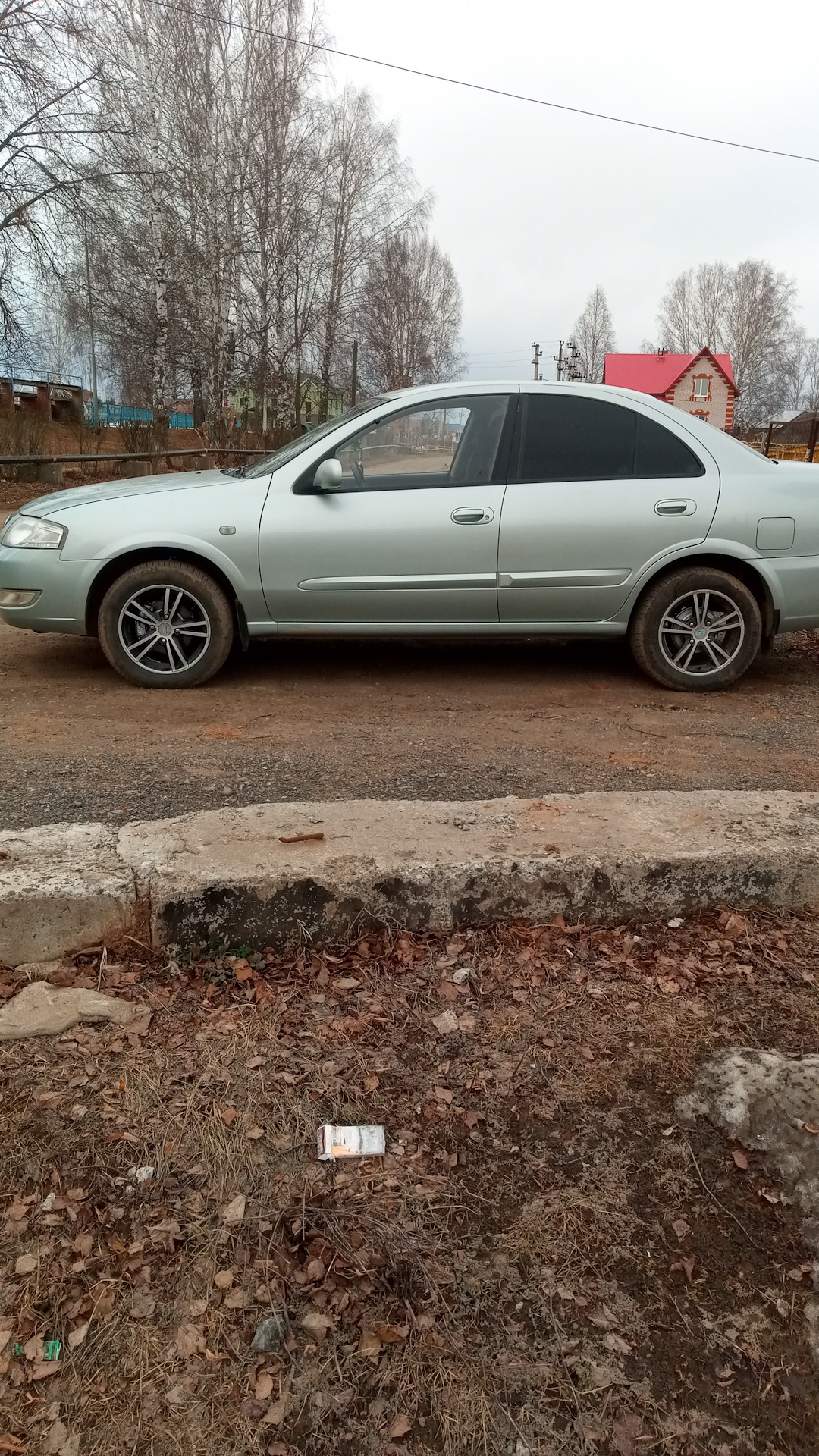 Клиренс ниссан альмера классик 2011. Almera classic дорожный просвет. Альмера классик на проставках. Nissan almera classic b10. Альмера классик на проставках.