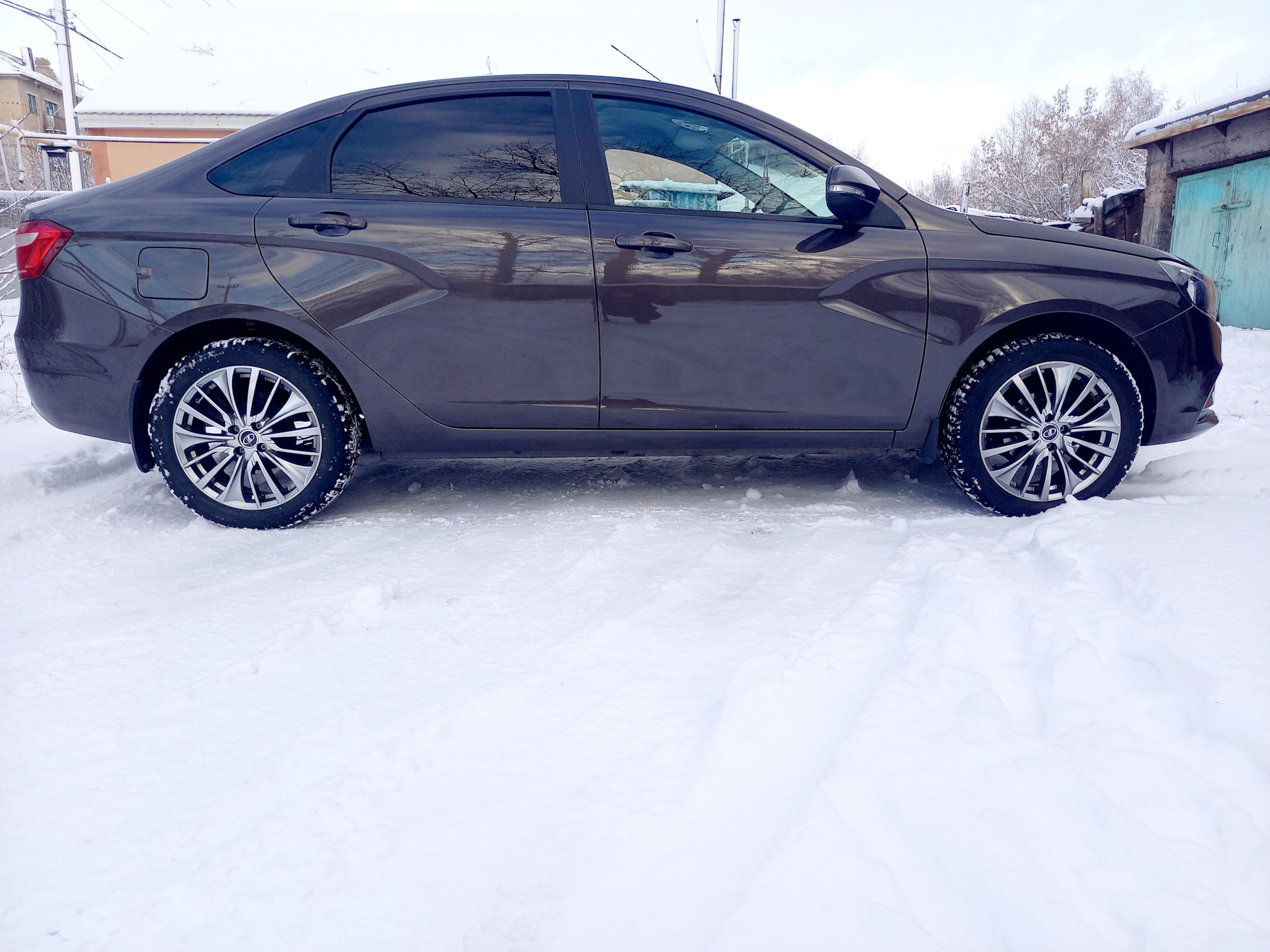Диски на весту R17 205/50 — Lada Vesta, 1,6 л, 2018 года | колёсные ...
