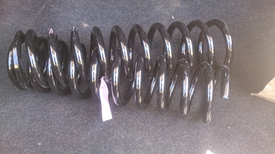 Задние пружины OBK усиленные. — Toyota Crown (S140), 2,5 л, 1995 года ...