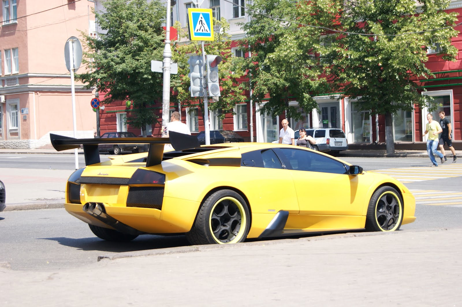 Редкие автомобили в России и их истории: Lamborghini Murcielago SV —  «История автомобилестроения» на DRIVE2