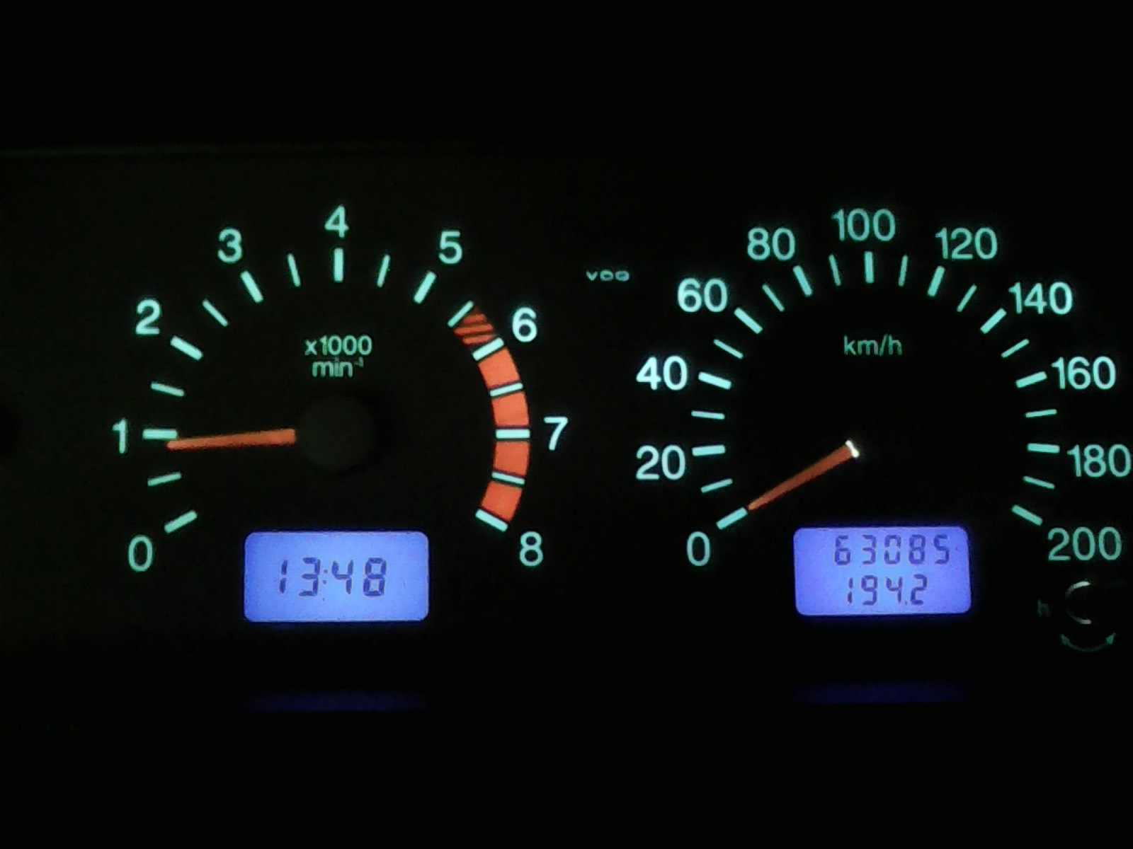 Не правильно показывает топливо на ниве 2131. Загорелось давление масла ваз 2114. P0327 нива. Горит лампа давления масла ваз 2114. Лампочка топлива ваз 2114.