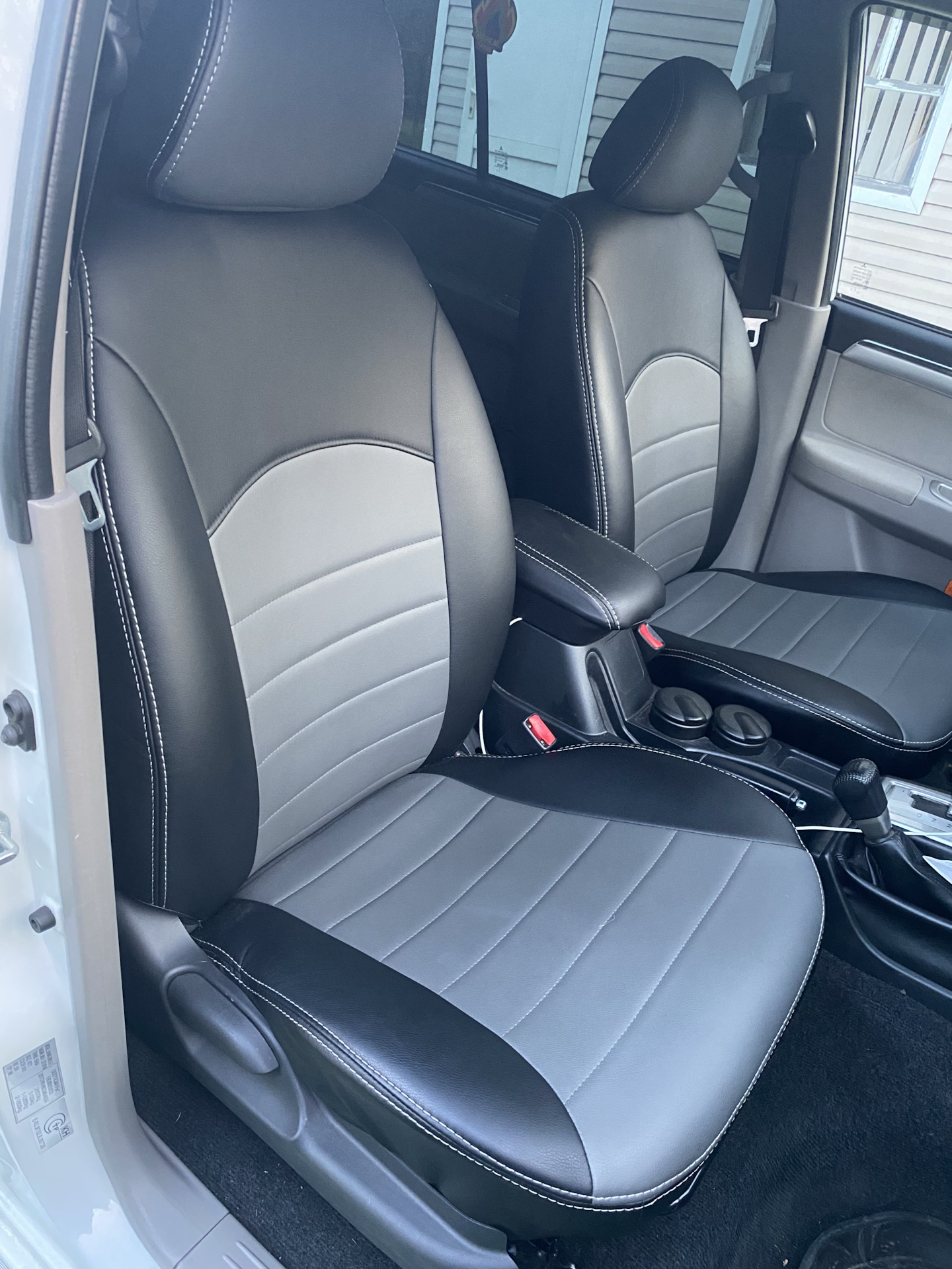 Чехлы Автолидер — Mitsubishi Pajero Sport (2G), 3,2 л, 2011 года ...