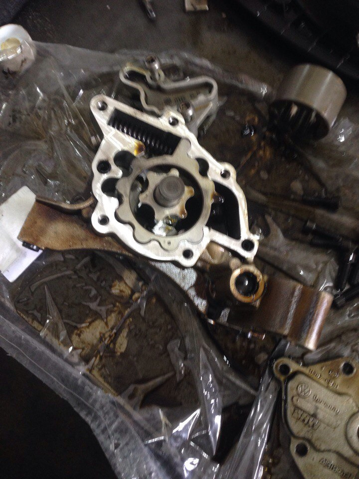 Стоит ли менять Масляный насос ?:) — Volkswagen Golf Mk5, 1,4 л, 2008 ...