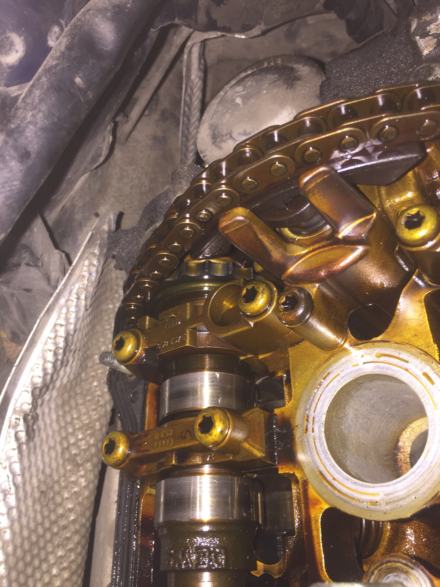 Двигатель тыр-тыр-тыр — Audi A4 (B6), 1,8 л, 2001 года | наблюдение ...