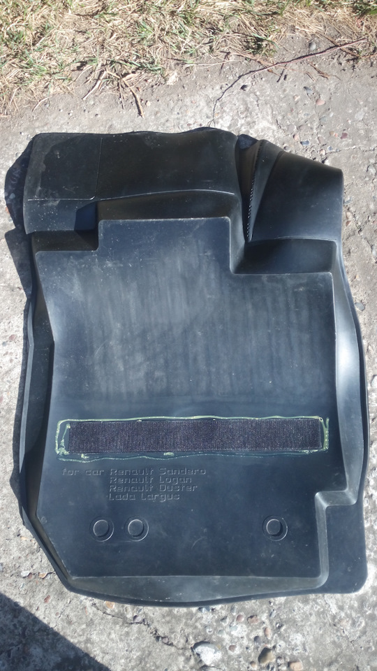 SOS! Автоковрики живут своей жизнью — Nissan Terrano III, 1,6 л, 2015 ...