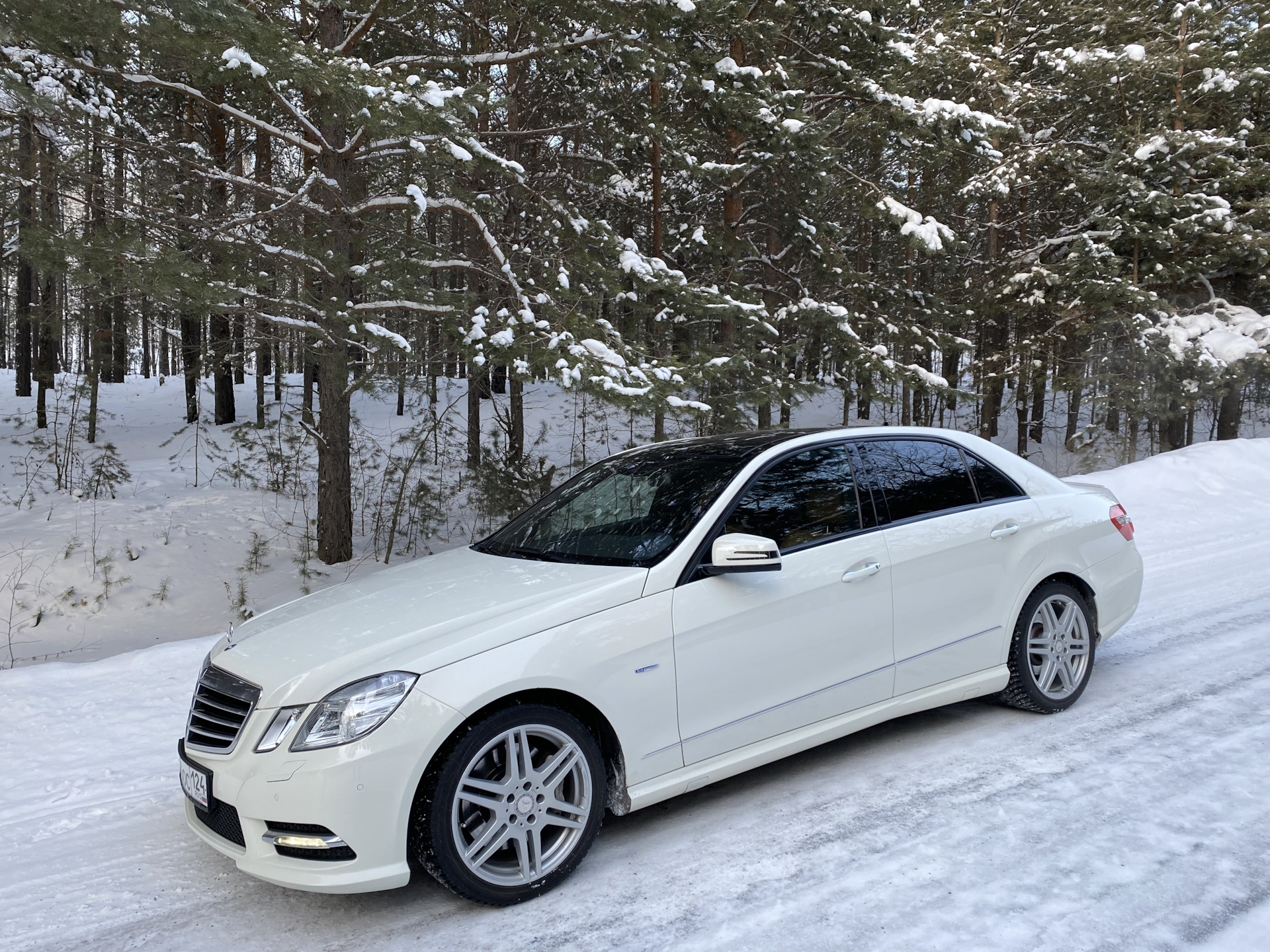 Mercedes c200 1997. W221. Мерседес красноярск с пробегом. Мерседес бенц с 200 1996. Мерседес с200 1997.