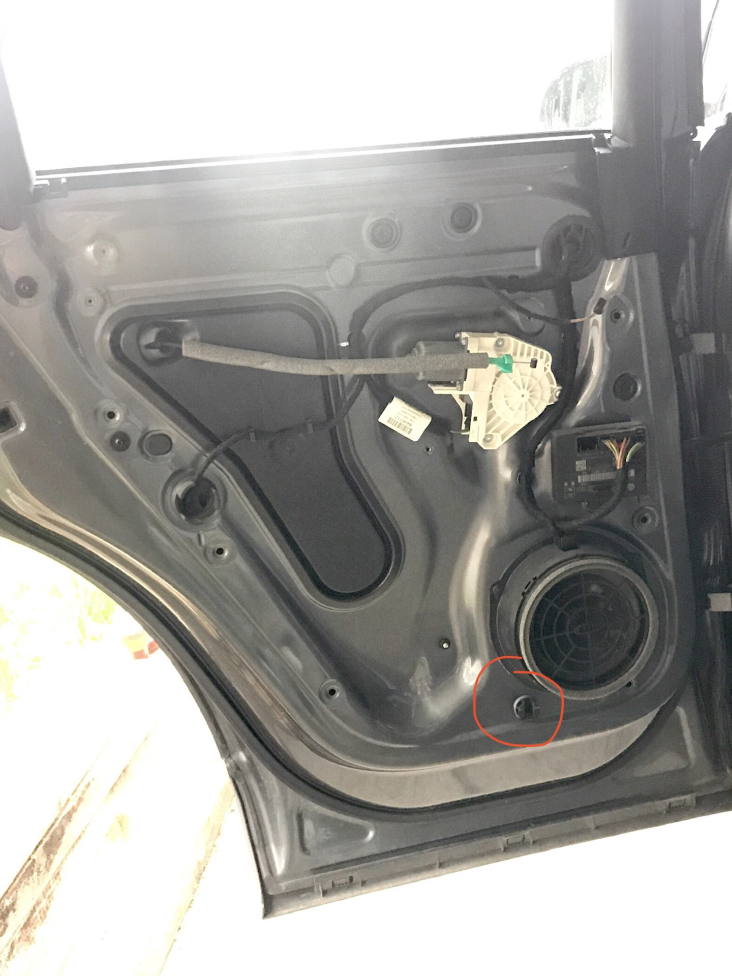 как снять динамик с двери. как снять динамик с двери. как снять динамик с двери. снятие динамика двери e83. как снять динамик с двери.