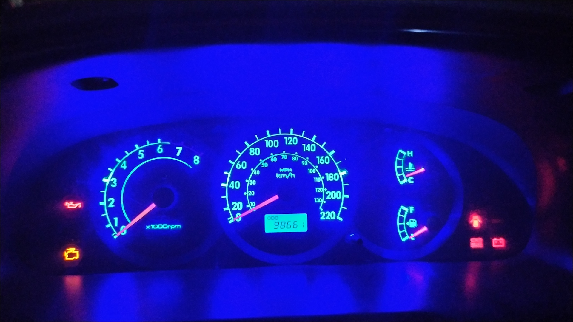 Замена ламп подсветки доски приборов — KIA Spectra, 1,6 л, 2007 года ...