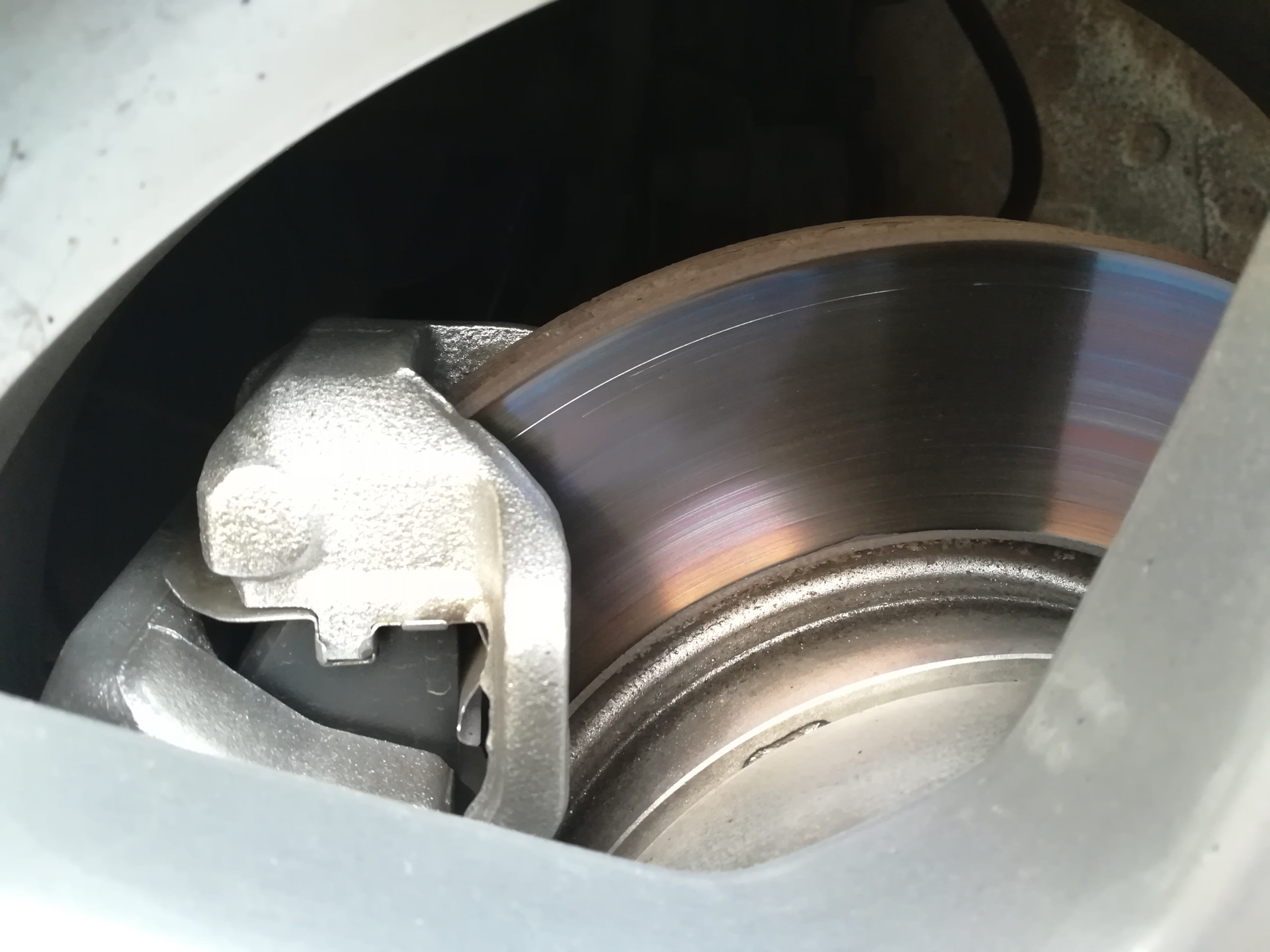 Колодки YES-Q, жрёмс диски ;( — KIA Cerato (1G), 1,6 л, 2007 года ...