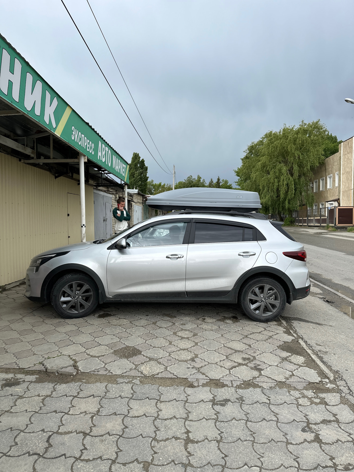 Багажник на крышу (Бокс + Поперечины) — KIA Rio X-Line, 1,6 л, 2019 года |  аксессуары | DRIVE2