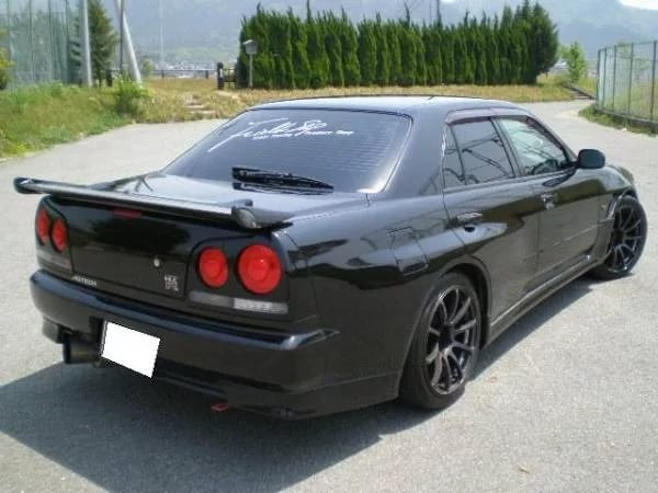 Nissan Skyline gtr34 черный