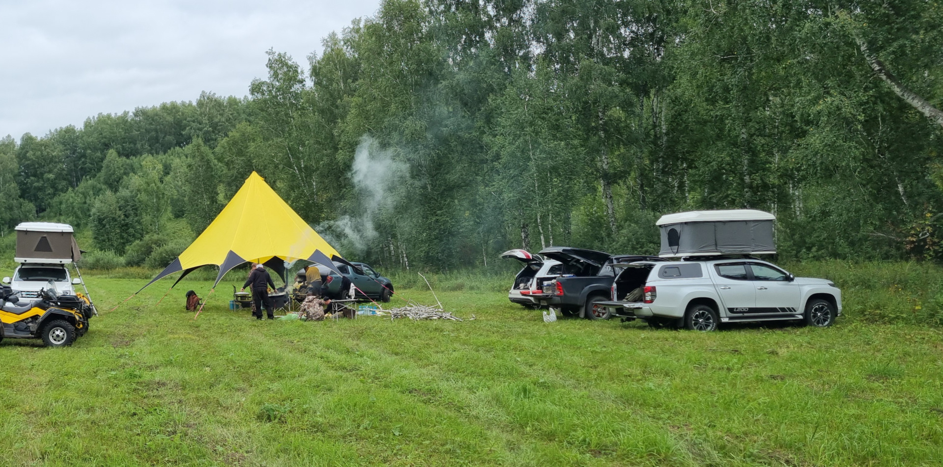 Про сон в крузаке. Четыре путешествия. Итог: Автопалатка — Toyota Land  Cruiser 100, 4,2 л, 1998 года | наблюдение | DRIVE2