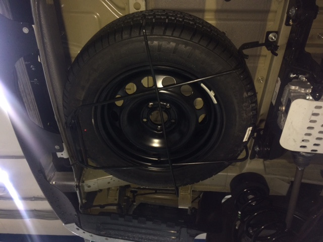 Запаска в багажнике или кто съел багажник? — Peugeot Traveller, 2 л ...