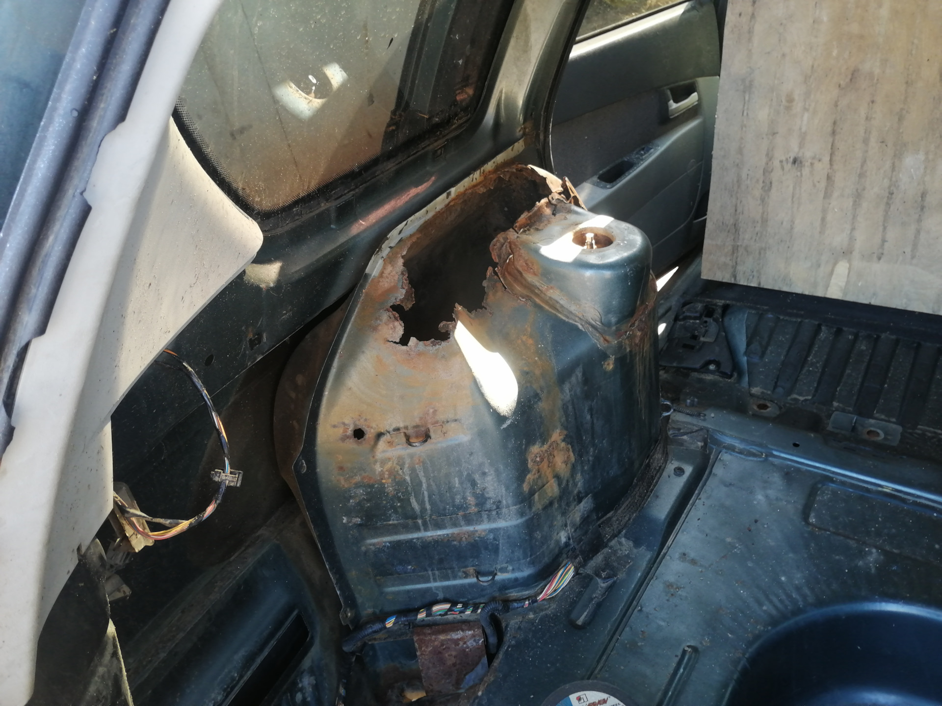 БИТУМНАЯ МАСТИКА ::КОРДОН ::👍 — Lada 21088, 1,5 л, 1998 года | кузовной ...